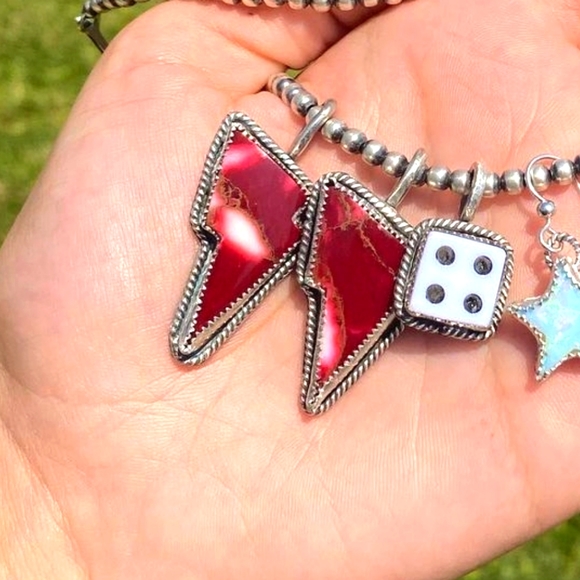 Sterling silver lightning bolt pendent - Picture 2 of 5